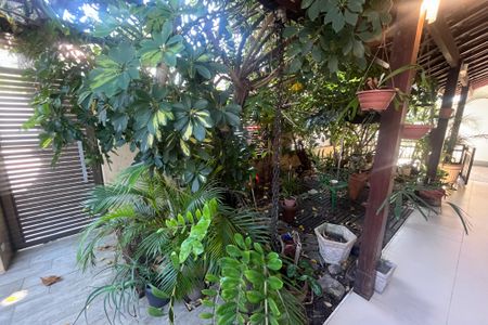 Casa à venda com 288m², 3 quartos e 3 vagasÁrea comum