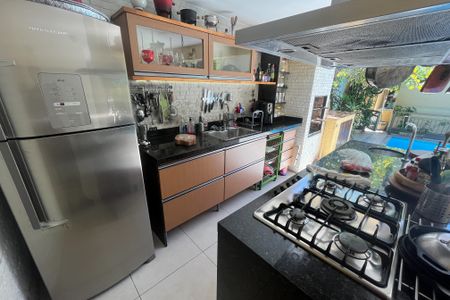 Casa à venda com 288m², 3 quartos e 3 vagasÁrea comum - Churrasqueira