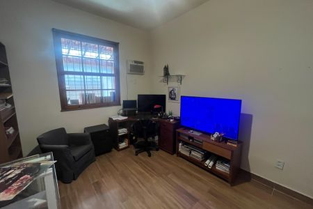 Quarto 1 de casa à venda com 3 quartos, 288m² em Jardim Guanabara, Rio de Janeiro