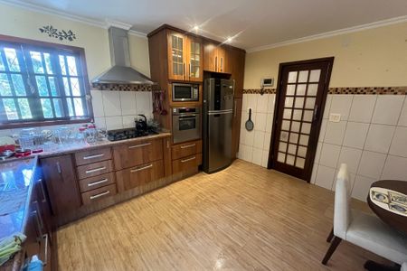 Casa à venda com 288m², 3 quartos e 3 vagasCozinha