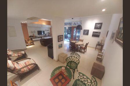 Casa à venda com 288m², 3 quartos e 3 vagasFoto 13