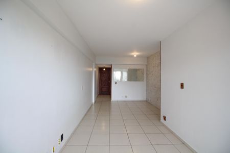 Apartamento para alugar com 78m², 3 quartos e 1 vagaSala