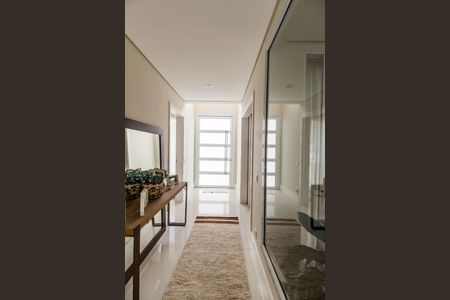 Hall de entrada de casa de condomínio à venda com 2 quartos, 730m² em Tamboré, Santana de Parnaíba