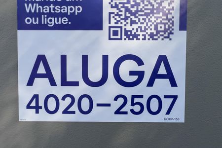 Studio para alugar com 25m², 1 quarto e sem vaga Studio para alugar com 25m², 1 quarto e sem vagaUOXV-153