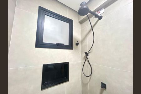 Banheiro  de kitnet/studio para alugar com 1 quarto, 25m² em Vila Augusta, Guarulhos