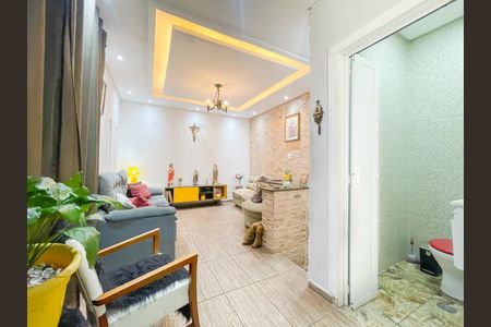 Sala de casa à venda com 3 quartos, 125m² em Padroeira, Osasco