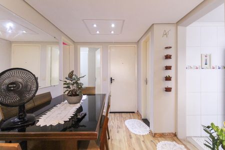 Sala de apartamento à venda com 3 quartos, 55m² em Itaquera, São Paulo