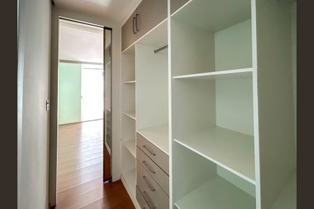Apartamento à venda com 300m², 3 quartos e 3 vagas