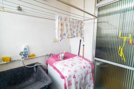 Apartamento à venda com 63m², 2 quartos e 1 vaga Apartamento à venda com 63m², 2 quartos e 1 vagaÁrea de Serviço
