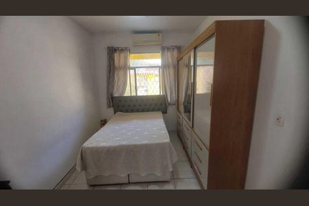 Casa à venda com 200m², 2 quartos e 3 vagasQuarto
