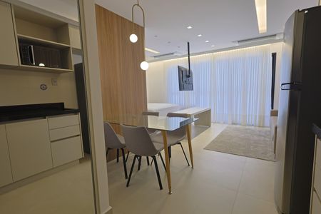Sala de apartamento para alugar com 1 quarto, 51m² em Setor Bueno, Goiânia