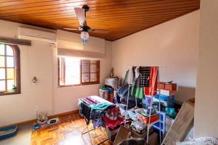 Casa à venda com 234m², 4 quartos e sem vaga Casa à venda com 234m², 4 quartos e sem vagaQuarto 4