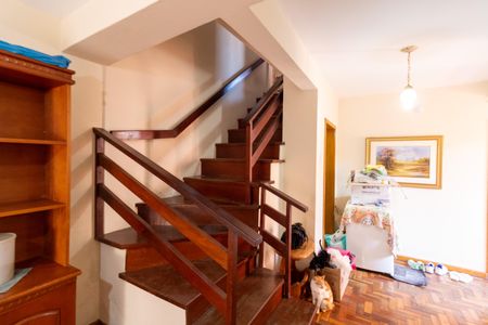 Casa à venda com 234m², 4 quartos e sem vaga Casa à venda com 234m², 4 quartos e sem vagaSala