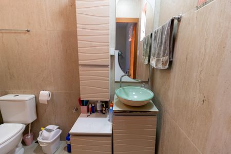 Casa à venda com 234m², 4 quartos e sem vaga Casa à venda com 234m², 4 quartos e sem vagaBanheiro 1
