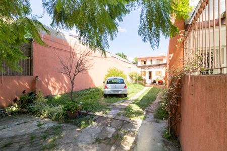 Casa à venda com 234m², 4 quartos e sem vaga Casa à venda com 234m², 4 quartos e sem vagaQuintal