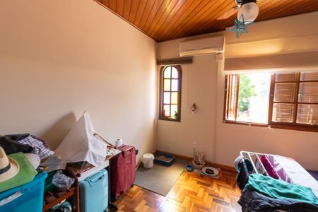 Casa à venda com 234m², 4 quartos e sem vaga Casa à venda com 234m², 4 quartos e sem vagaQuarto 4