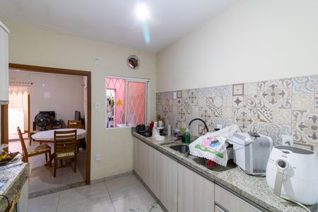Casa à venda com 234m², 4 quartos e sem vaga Casa à venda com 234m², 4 quartos e sem vagaCozinha