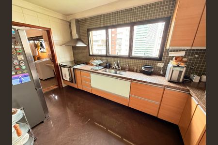 Apartamento à venda com 225m², 4 quartos e 3 vagasFoto 22