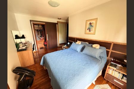 Apartamento à venda com 225m², 4 quartos e 3 vagasFoto 14