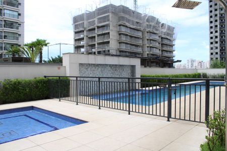 Apartamento à venda com 36m², 1 quarto e 1 vagaÁrea comum - Piscina