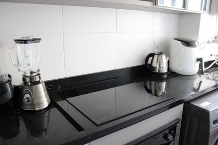 Apartamento à venda com 36m², 1 quarto e 1 vagaDetalhe do banheiro