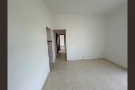 Corredor de apartamento para alugar com 3 quartos, 65m² em Quintino Bocaiúva, Rio de Janeiro