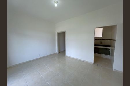 Apartamento para alugar com 65m², 3 quartos e sem vagaSala