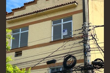 Apartamento para alugar com 65m², 3 quartos e sem vagaFachada + plaquinha