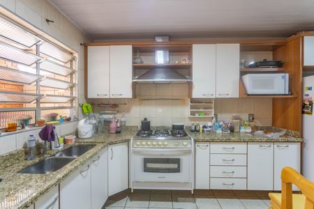 Casa à venda com 186m², 3 quartos e 2 vagasCozinha