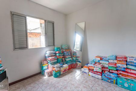 Casa à venda com 186m², 3 quartos e 2 vagasQuarto 2 