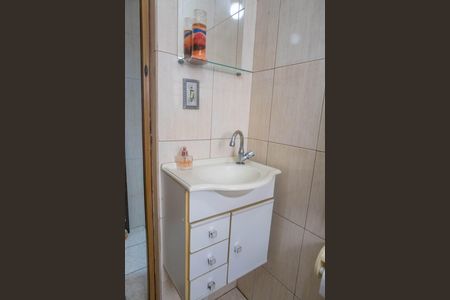 Casa à venda com 186m², 3 quartos e 2 vagasBanheiro 2