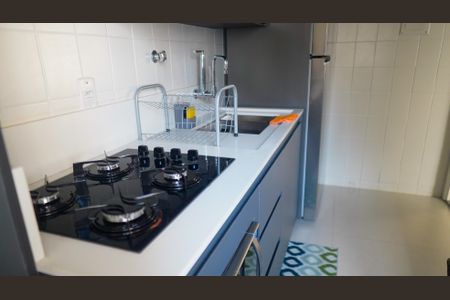 Cozinha de apartamento para alugar com 2 quartos, 61m² em Setor Bueno, Goiânia