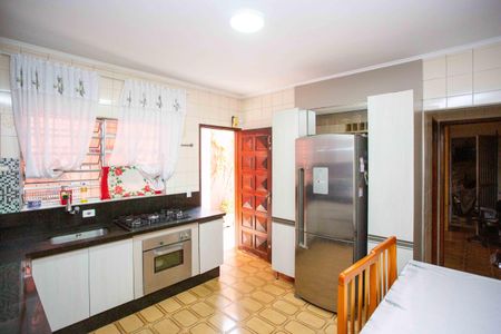 Casa à venda com 253m², 4 quartos e 3 vagasCozinha