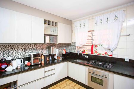 Casa à venda com 253m², 4 quartos e 3 vagasCozinha