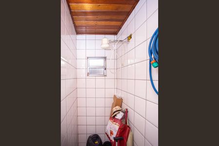 Casa à venda com 253m², 4 quartos e 3 vagasLavabo