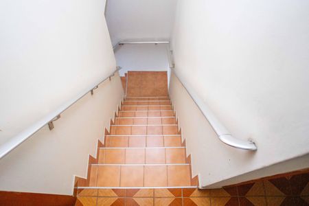 Casa à venda com 253m², 4 quartos e 3 vagasEscada