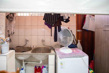 Casa à venda com 253m², 4 quartos e 3 vagasÁrea de Serviço