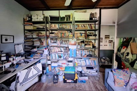 Casa à venda com 220m², 3 quartos e 2 vagasQuarto 2