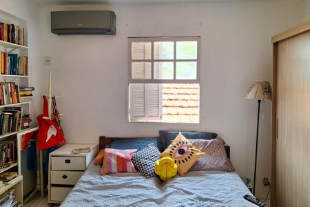 Casa à venda com 220m², 3 quartos e 2 vagasQuarto 4