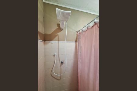 Casa à venda com 220m², 3 quartos e 2 vagasBanheiro 4