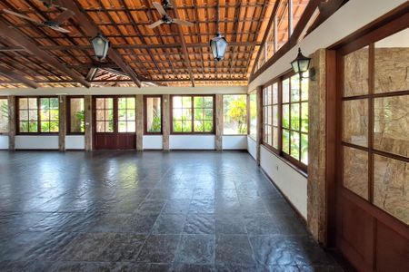 Casa à venda com 220m², 3 quartos e 2 vagasÁrea comum