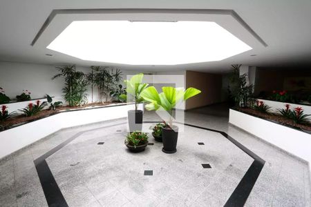 Apartamento à venda com 57m², 2 quartos e 1 vagaÁrea comum