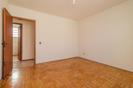 Quarto 1 de apartamento para alugar com 2 quartos, 59m² em Tristeza, Porto Alegre