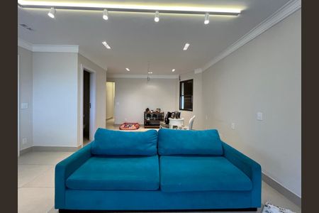 Sala de apartamento à venda com 3 quartos, 185m² em Cambuí, Campinas