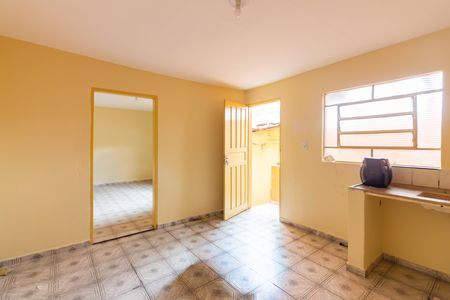 Cozinha  de casa para alugar com 1 quarto, 50m² em Bussocaba, Osasco