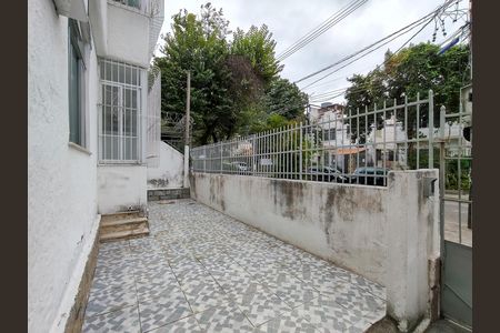 Apartamento para alugar com 79m², 2 quartos e sem vaga Apartamento para alugar com 79m², 2 quartos e sem vagaFachada e portaria
