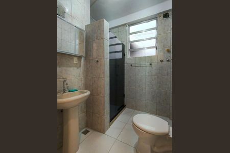 Apartamento para alugar com 79m², 2 quartos e sem vaga Apartamento para alugar com 79m², 2 quartos e sem vagaBanheiro Corredor