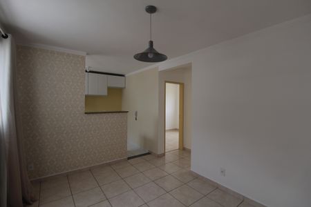 Sala de apartamento para alugar com 2 quartos, 43m² em Planalto, Belo Horizonte
