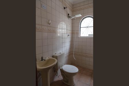 Casa à venda com 150m², 3 quartos e 2 vagas Casa à venda com 150m², 3 quartos e 2 vagasBanheiro social