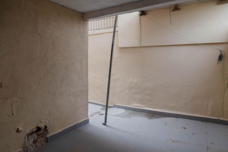 Casa à venda com 150m², 3 quartos e 2 vagas Casa à venda com 150m², 3 quartos e 2 vagasQuintal